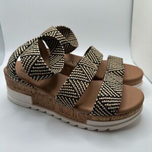 Woven Triple-Strap Platform Sandals in Black and Cream